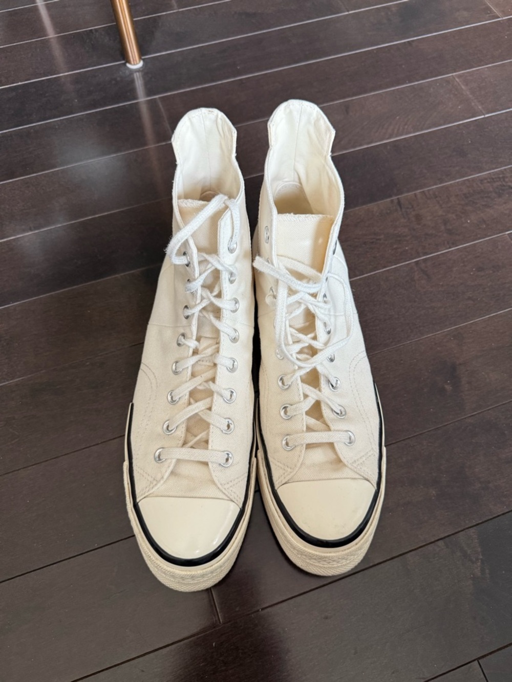 Converse men’s All Star High-Top Sneakers in Off-White and Black size 10.5